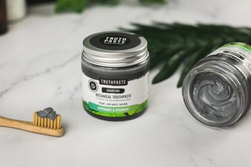 Truthpaste Charcoal Peppermint and Spearmint