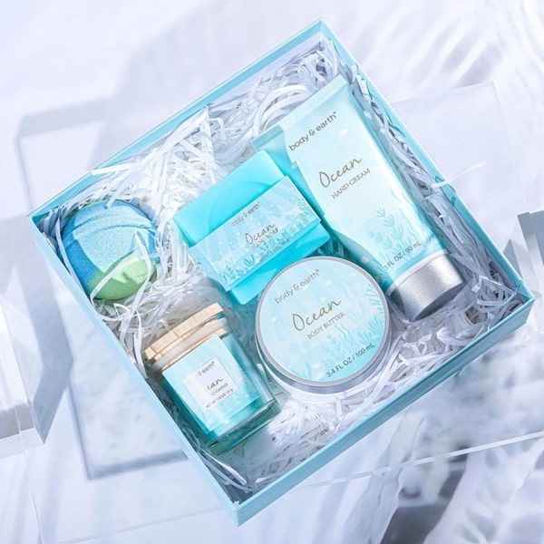 Body & Earth Ocean Spa Gift Set